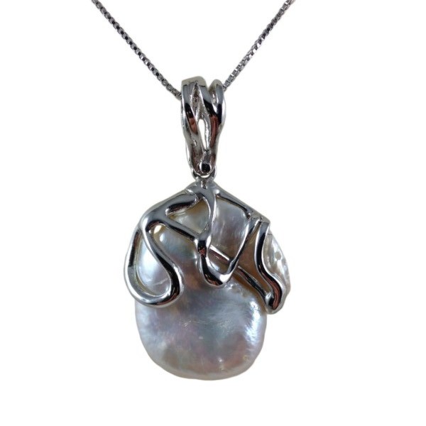 Ciondolo in argento 925 con perla e cristalli
