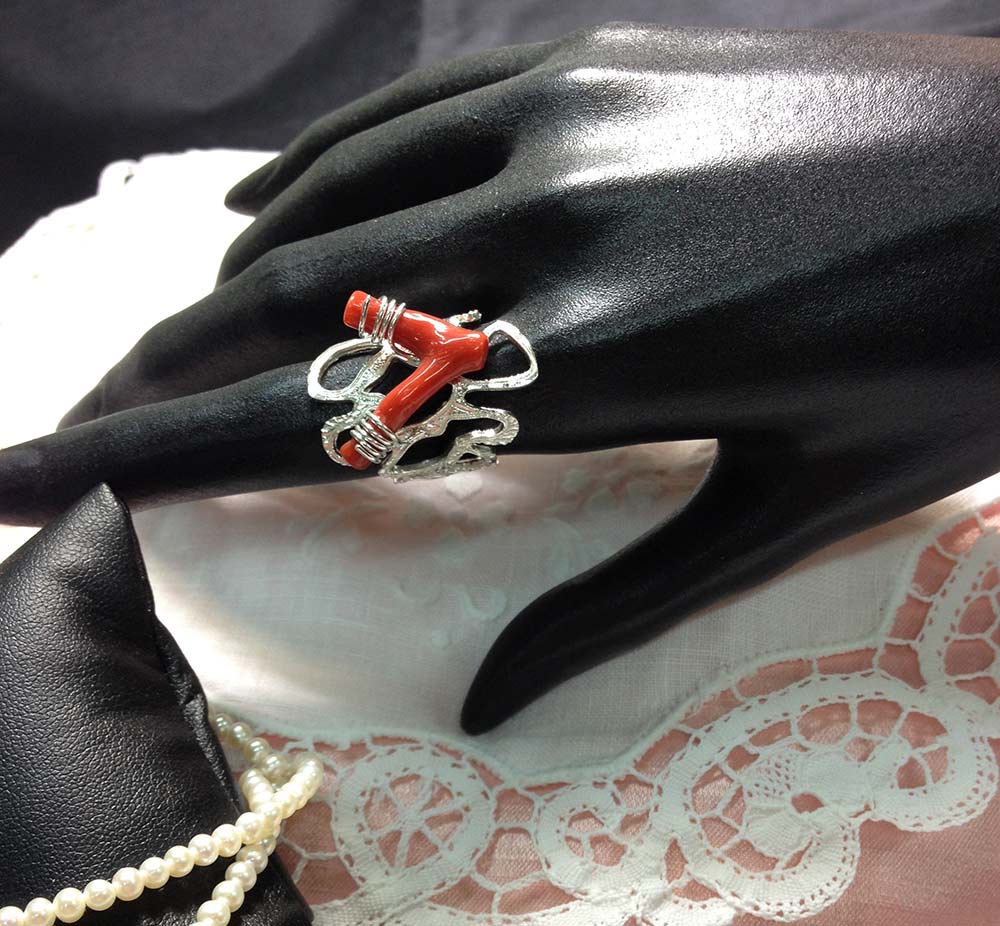Anello con ramo di corallo , argento 925